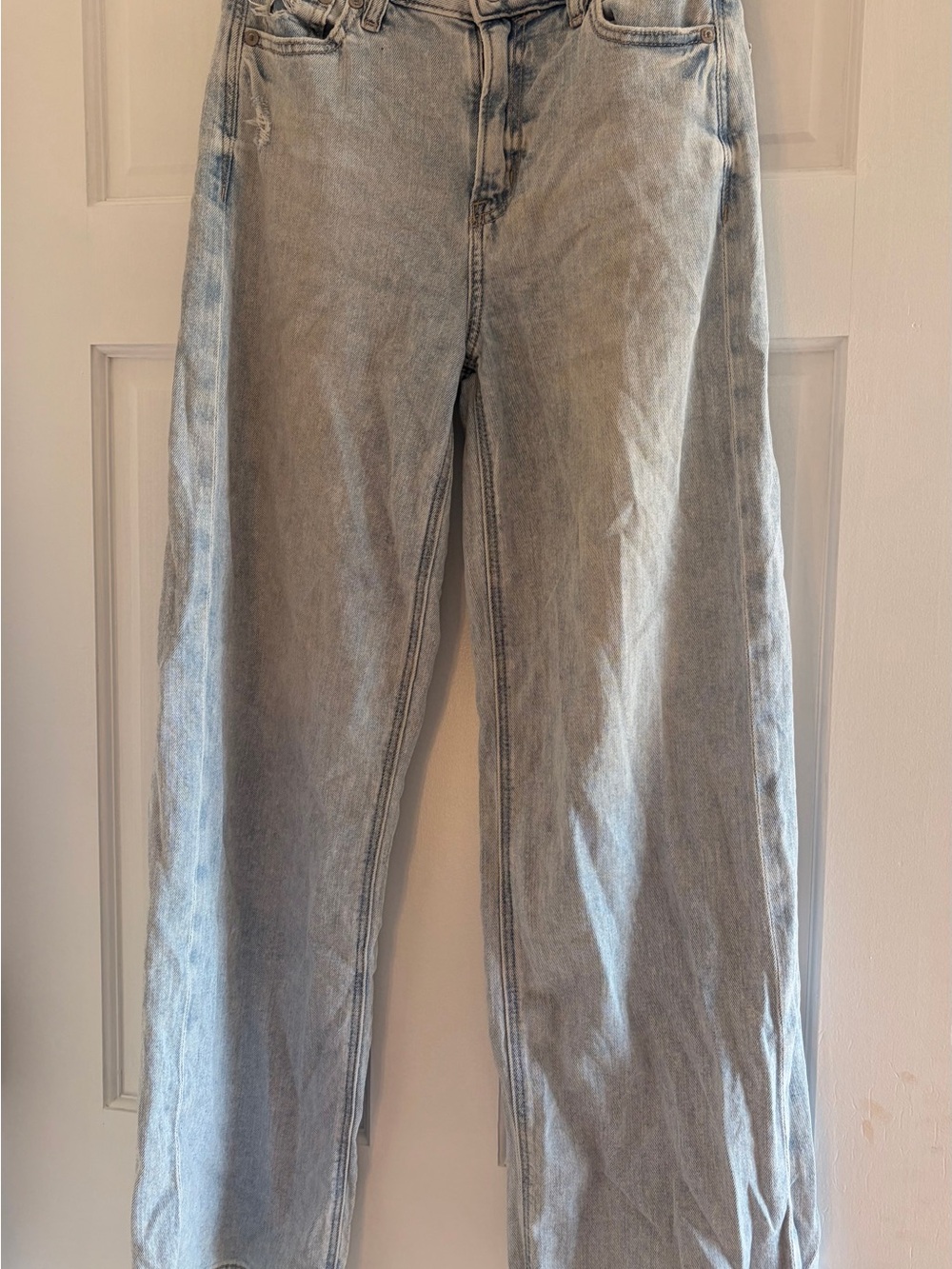 Light Wash Women’s wide leg Straight-Leg Jeans